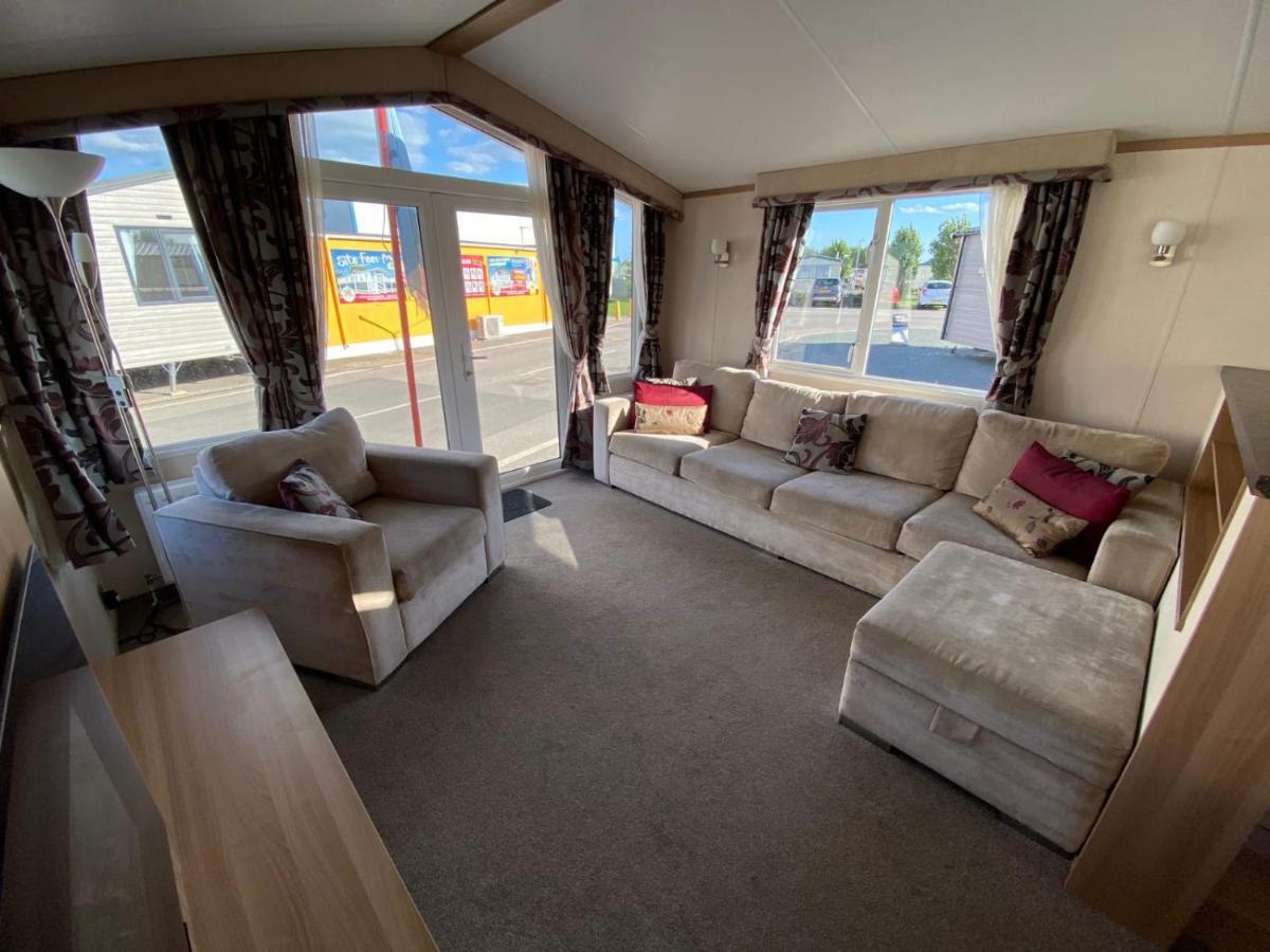 8 Berth Caravan Skegness Golden Palm * Chapel Saint Leonards