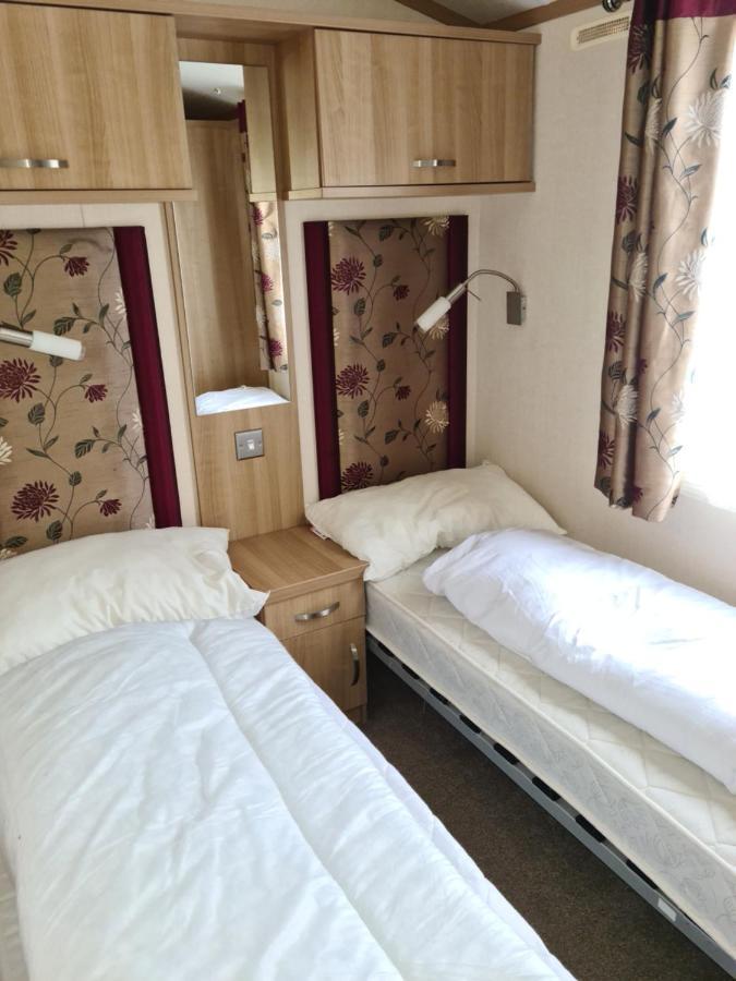8 Berth Caravan Skegness Golden Palm Holiday home